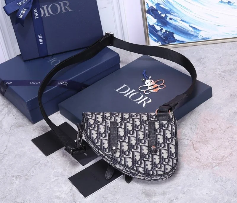 Sporty Christian Dior Saddle bags 47162