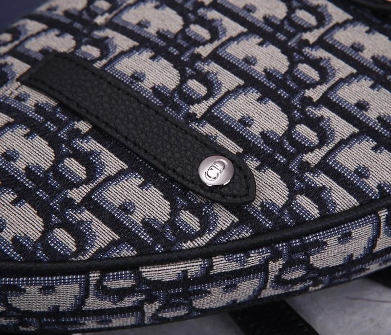 Sporty Christian Dior Saddle bags 47162