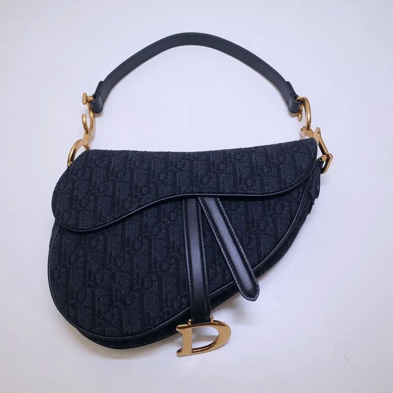 Resilient Christian Dior Saddle bags 47157