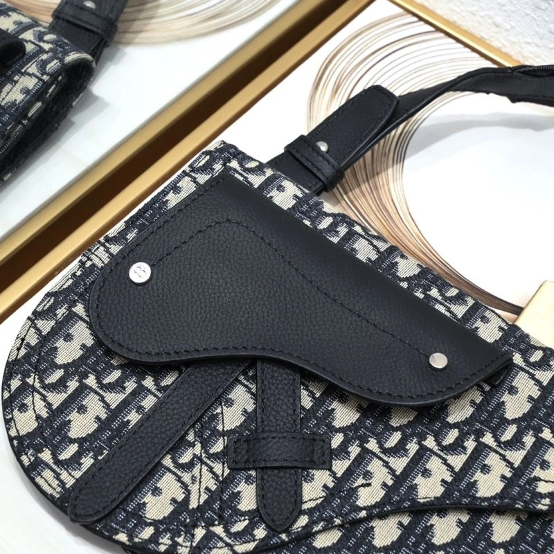 UrbanChic Christian Dior Saddle bags 85698