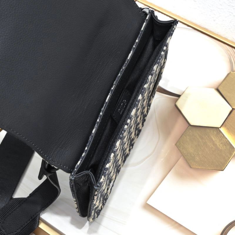 UrbanChic Christian Dior Saddle bags 85698