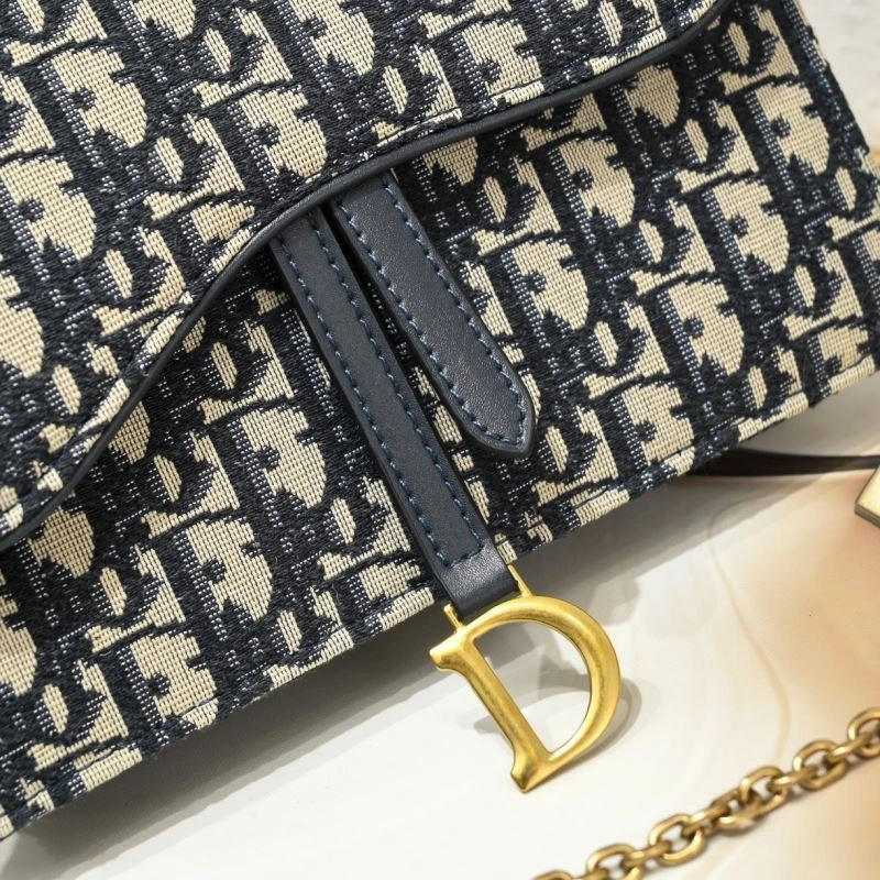 Comfortable Christian Dior Saddle bags 85736
