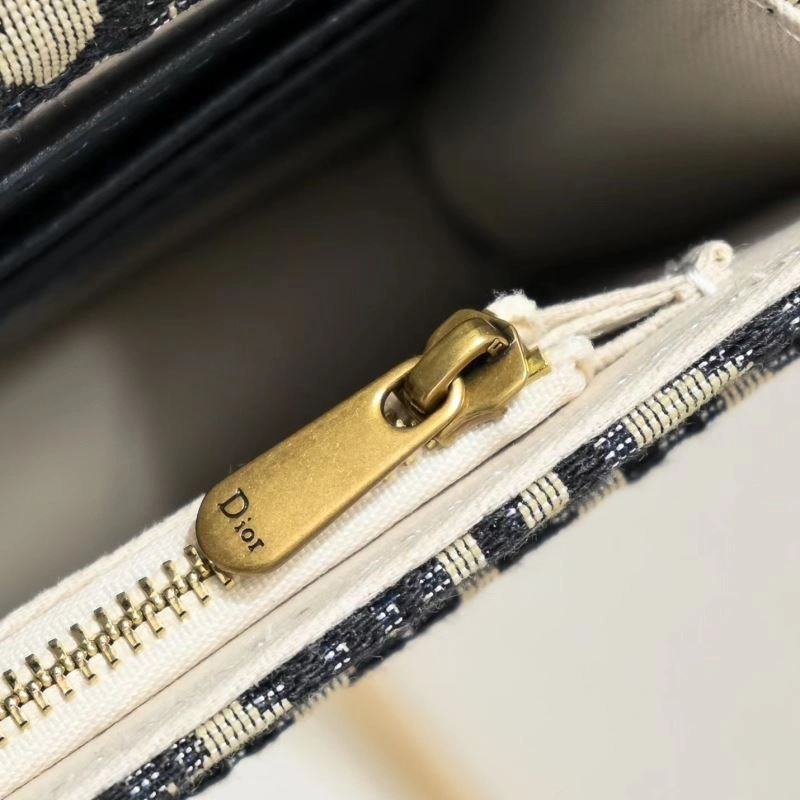 Comfortable Christian Dior Saddle bags 85736
