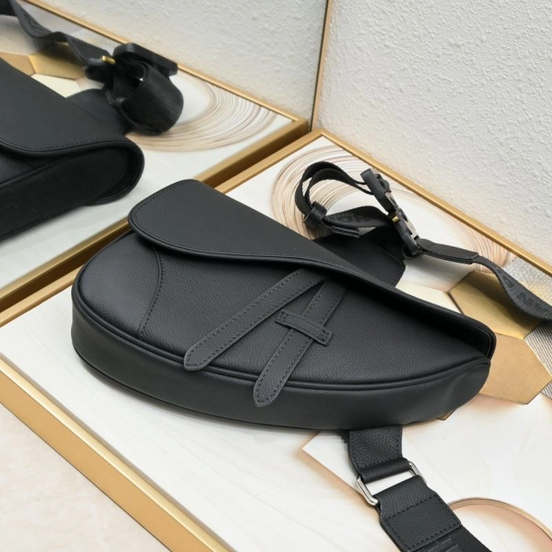 Fashionable Christian Dior Saddle bags 85702