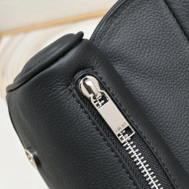 Fashionable Christian Dior Saddle bags 85702