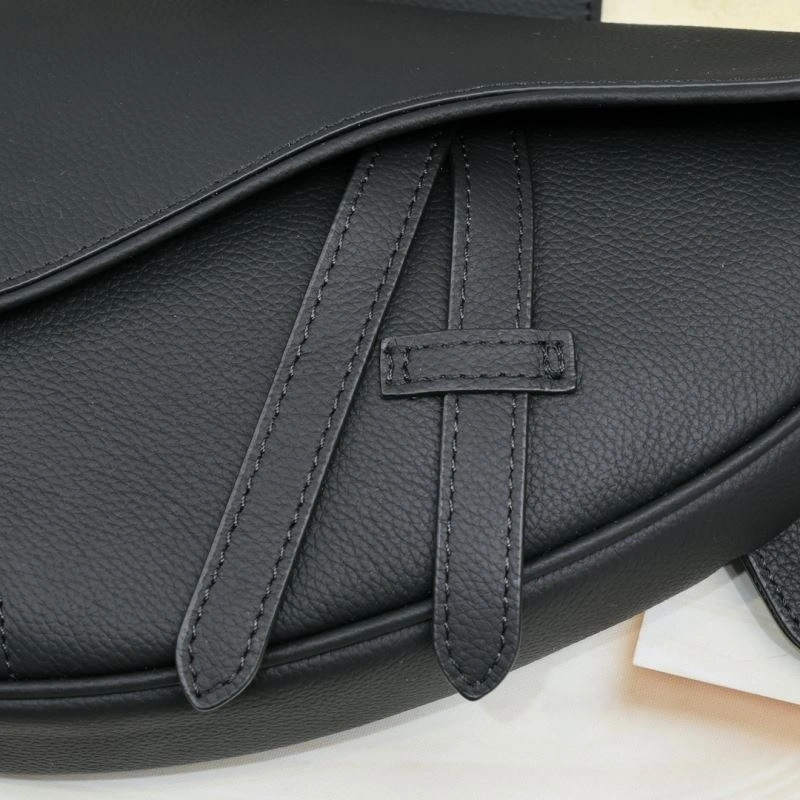 Fashionable Christian Dior Saddle bags 85702