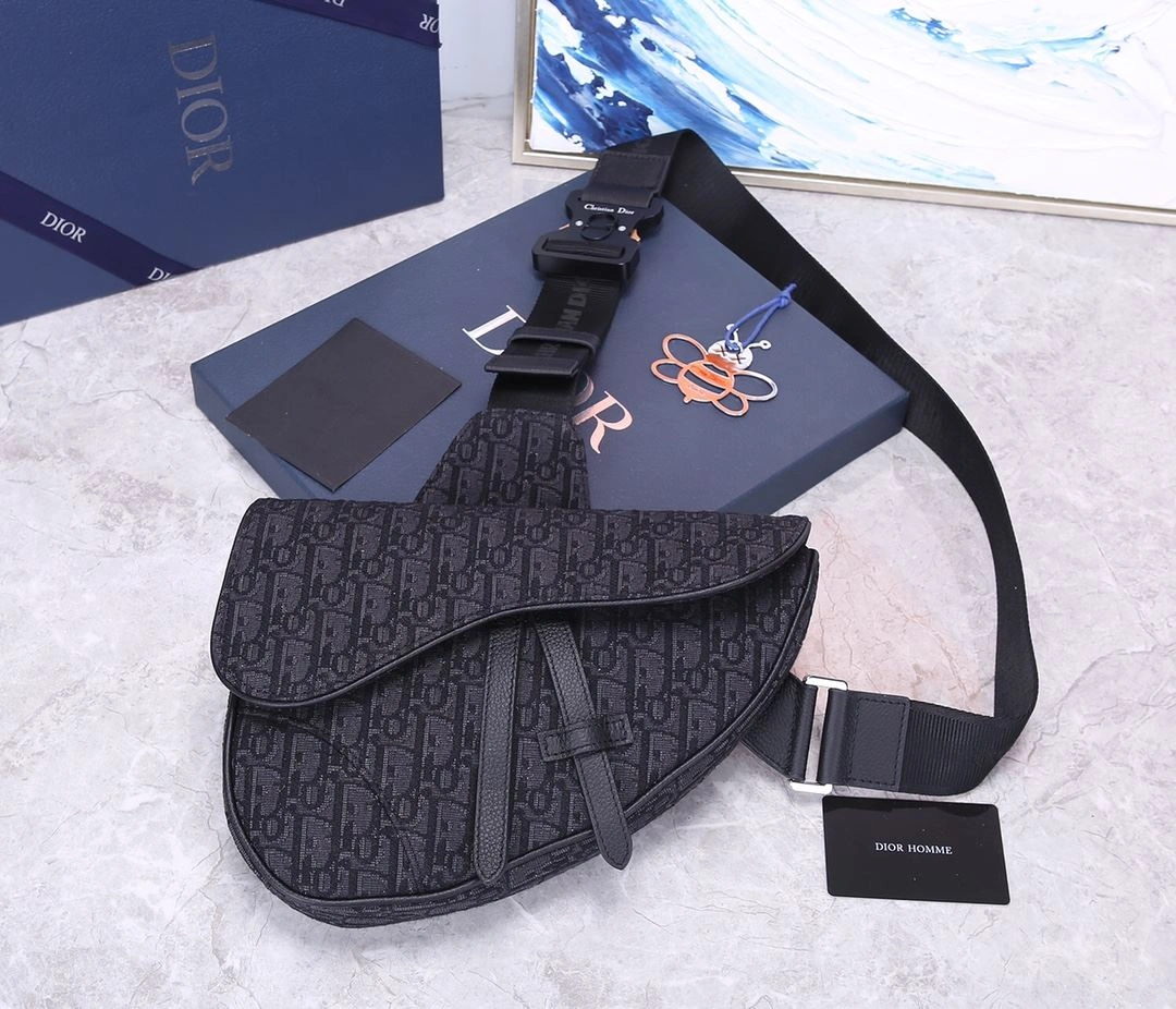 Durable Christian Dior Saddle bags 92234