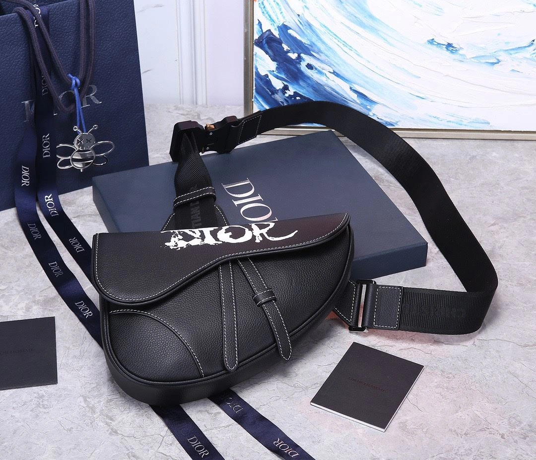 Christian Dior Saddle bags Breathable 92189