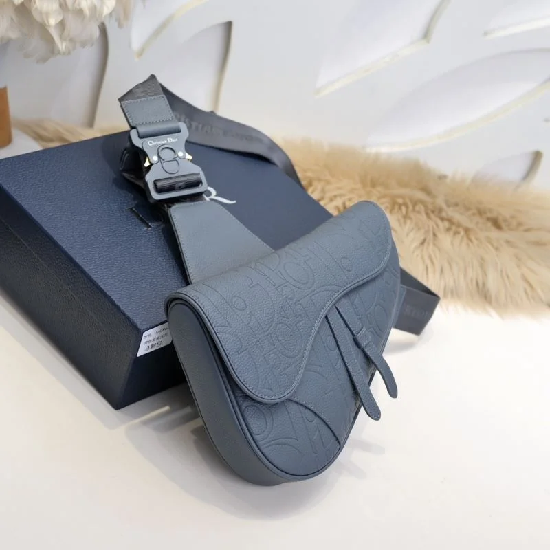 EyeCatching Christian Dior Saddle bags 46371