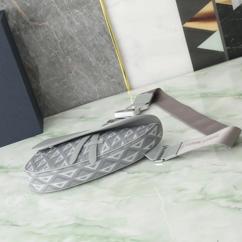 Sophisticated Christian Dior Saddle bags 46359