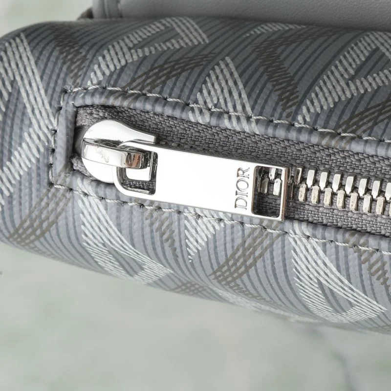 Sophisticated Christian Dior Saddle bags 46359
