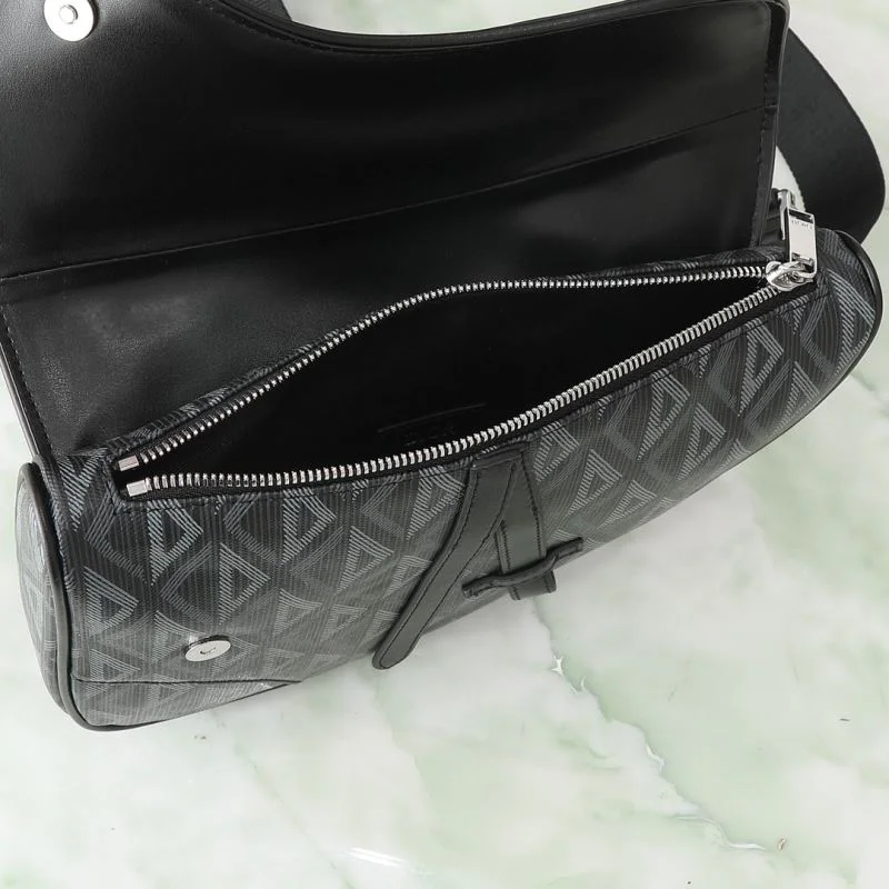 Modern Christian Dior Saddle bags 46362