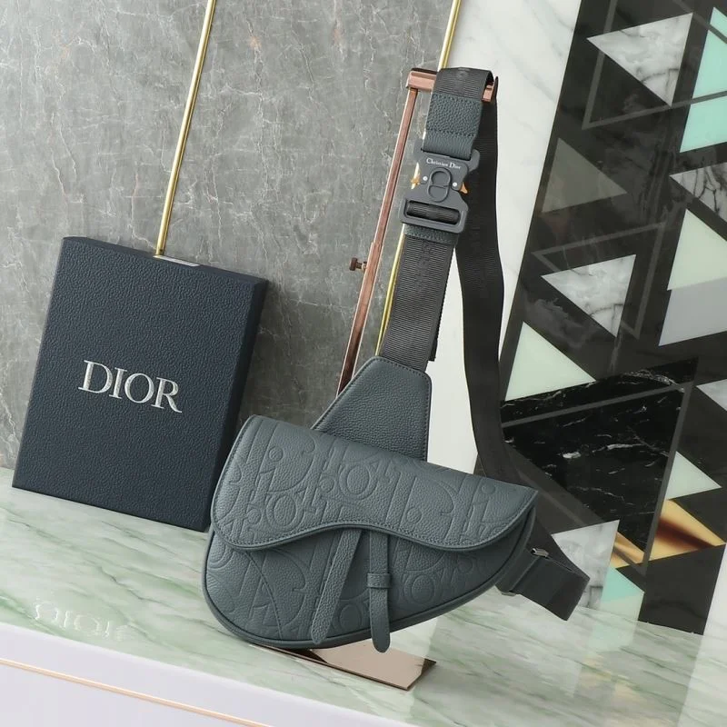 Sporty Christian Dior Saddle bags 46347