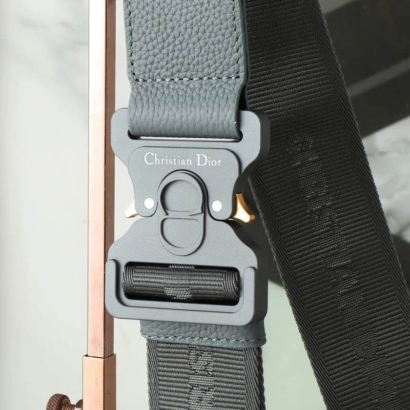 Sporty Christian Dior Saddle bags 46347