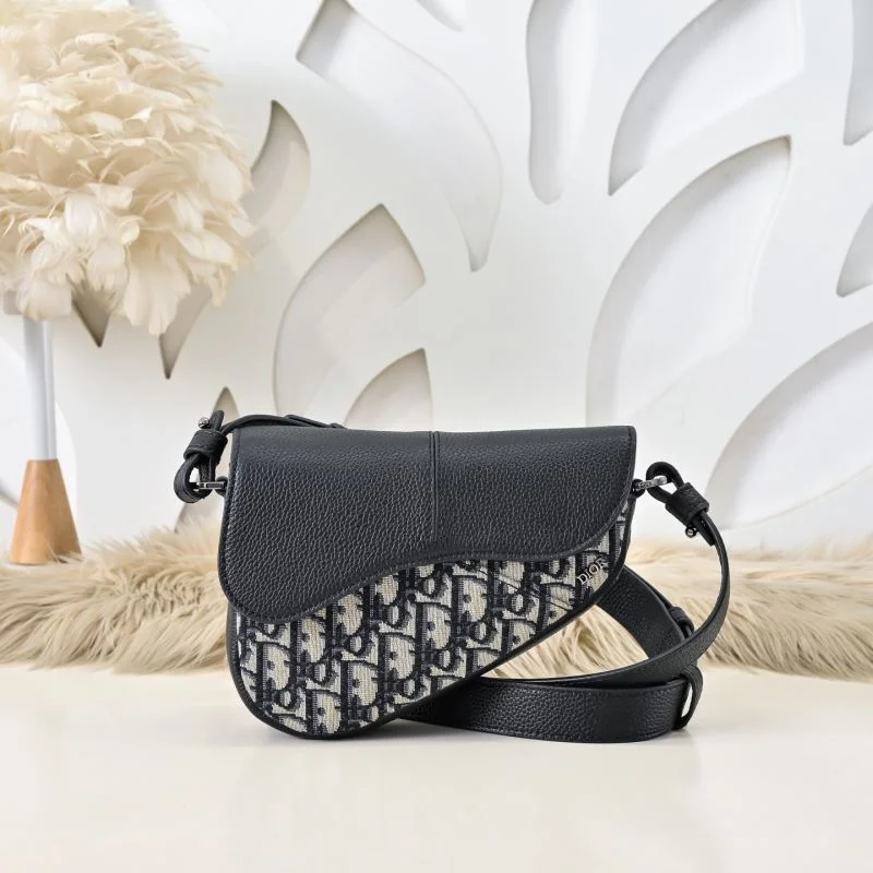 Christian Dior Saddle bags Efficient 46383