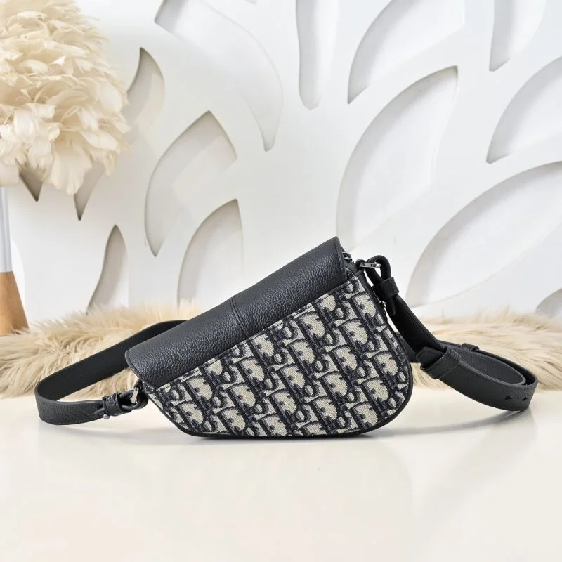 Christian Dior Saddle bags Efficient 46383