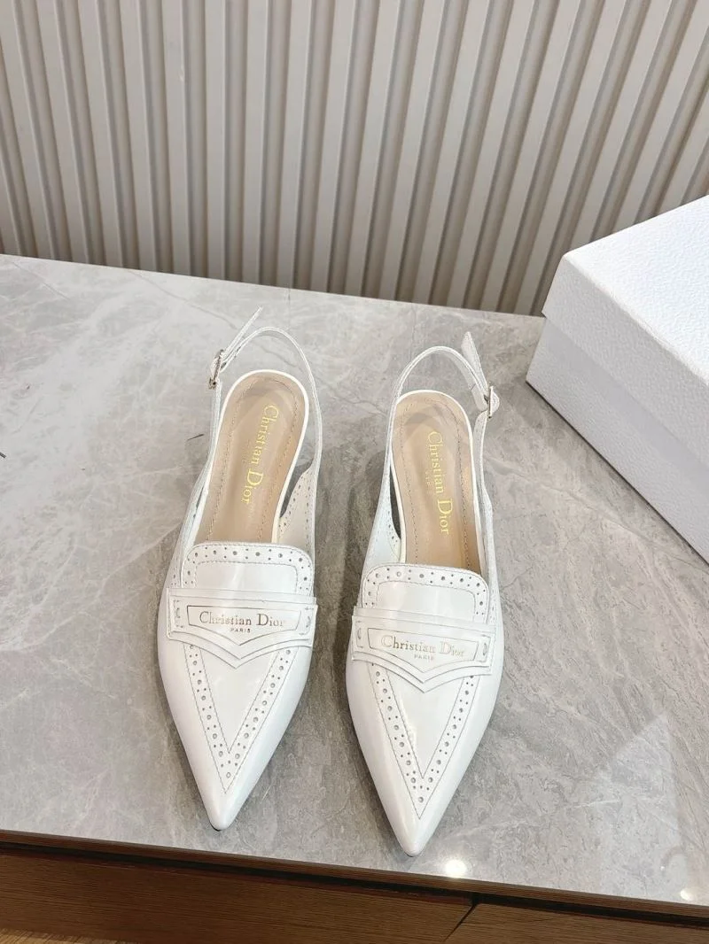 Elegant Christian Dior Sandals 21146
