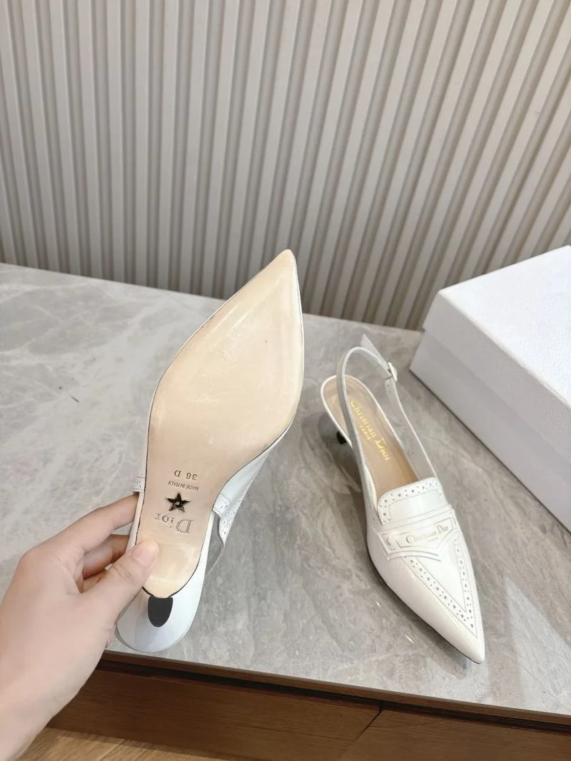 Elegant Christian Dior Sandals 21146