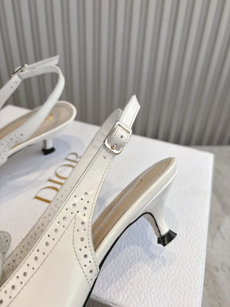 Elegant Christian Dior Sandals 21146