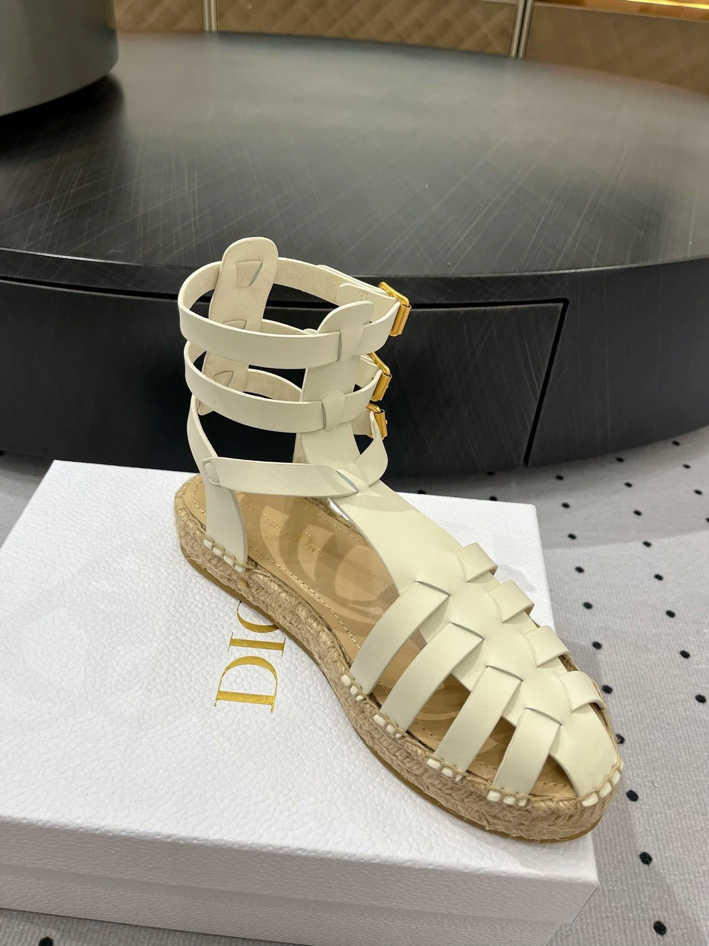 Lightweight Christian Dior Sandals 21142