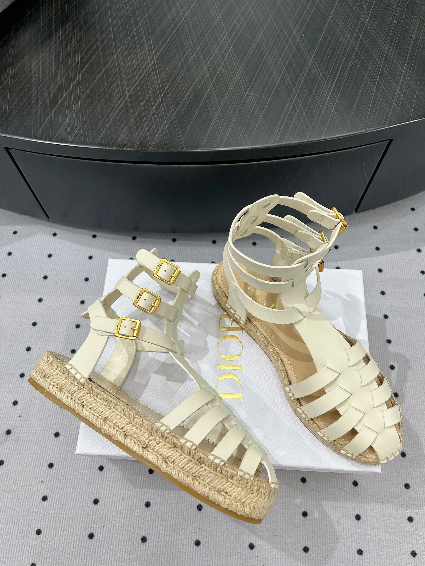 Lightweight Christian Dior Sandals 21142
