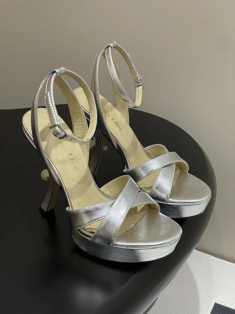 Sleek Christian Dior Sandals 21481