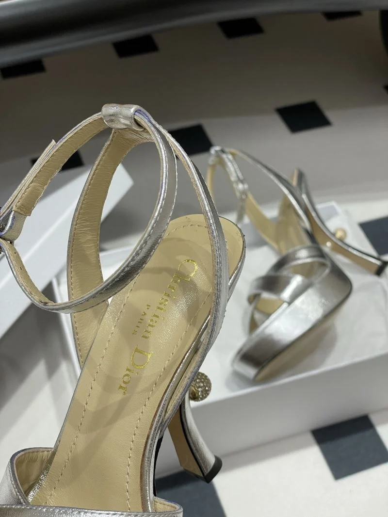 Sleek Christian Dior Sandals 21481
