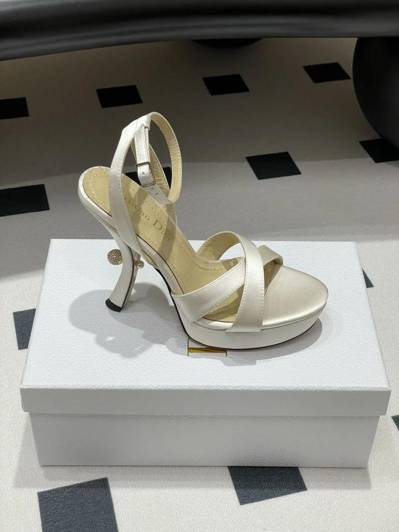 Tailored Christian Dior Sandals 21472