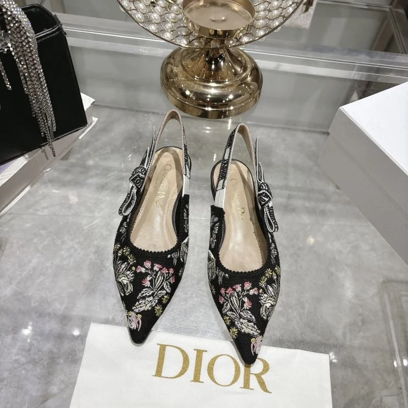 Elegant Christian Dior Sandals 21495