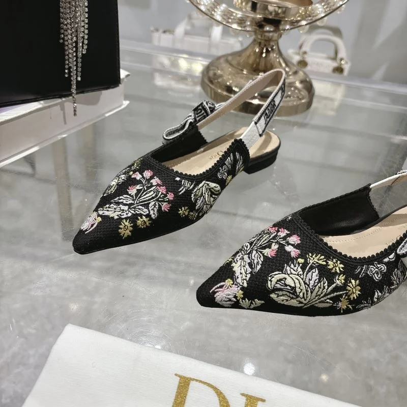 Elegant Christian Dior Sandals 21495
