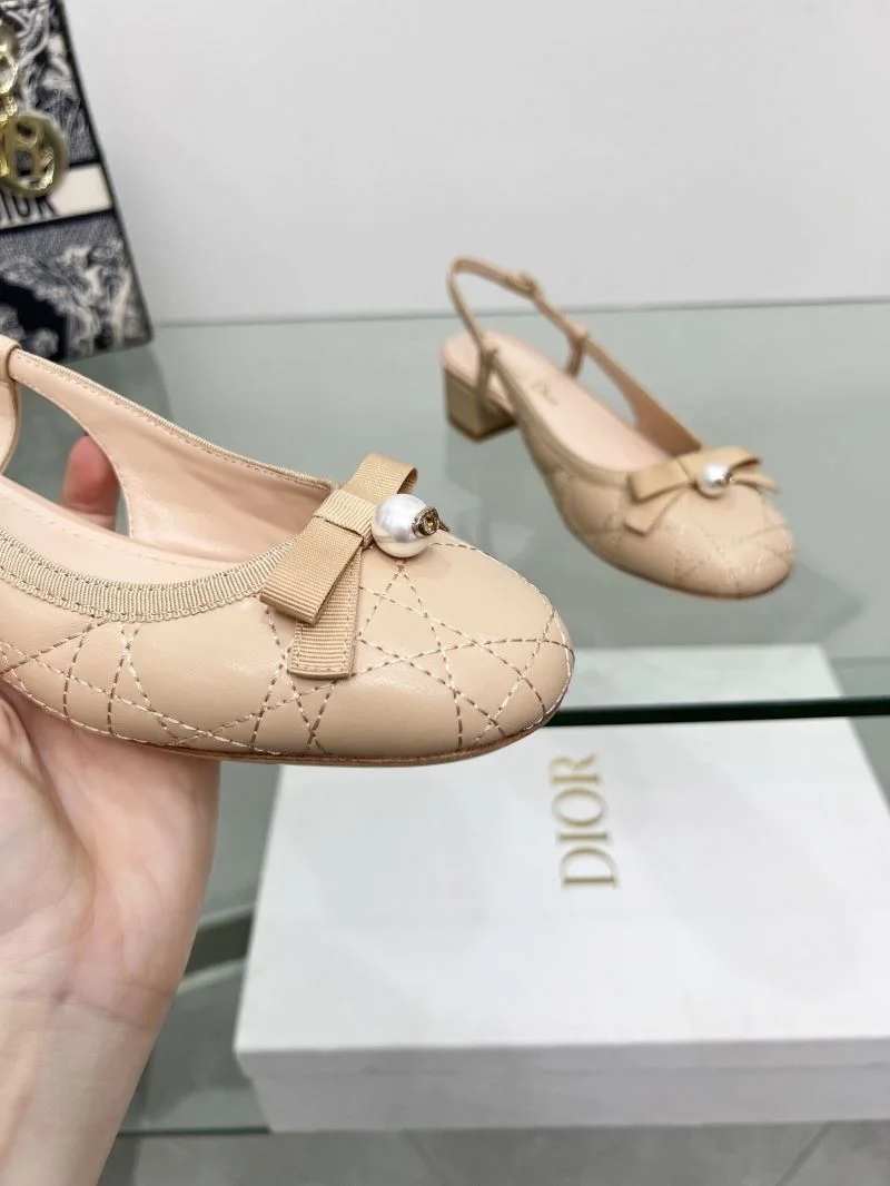 Trendy Christian Dior Sandals 22521