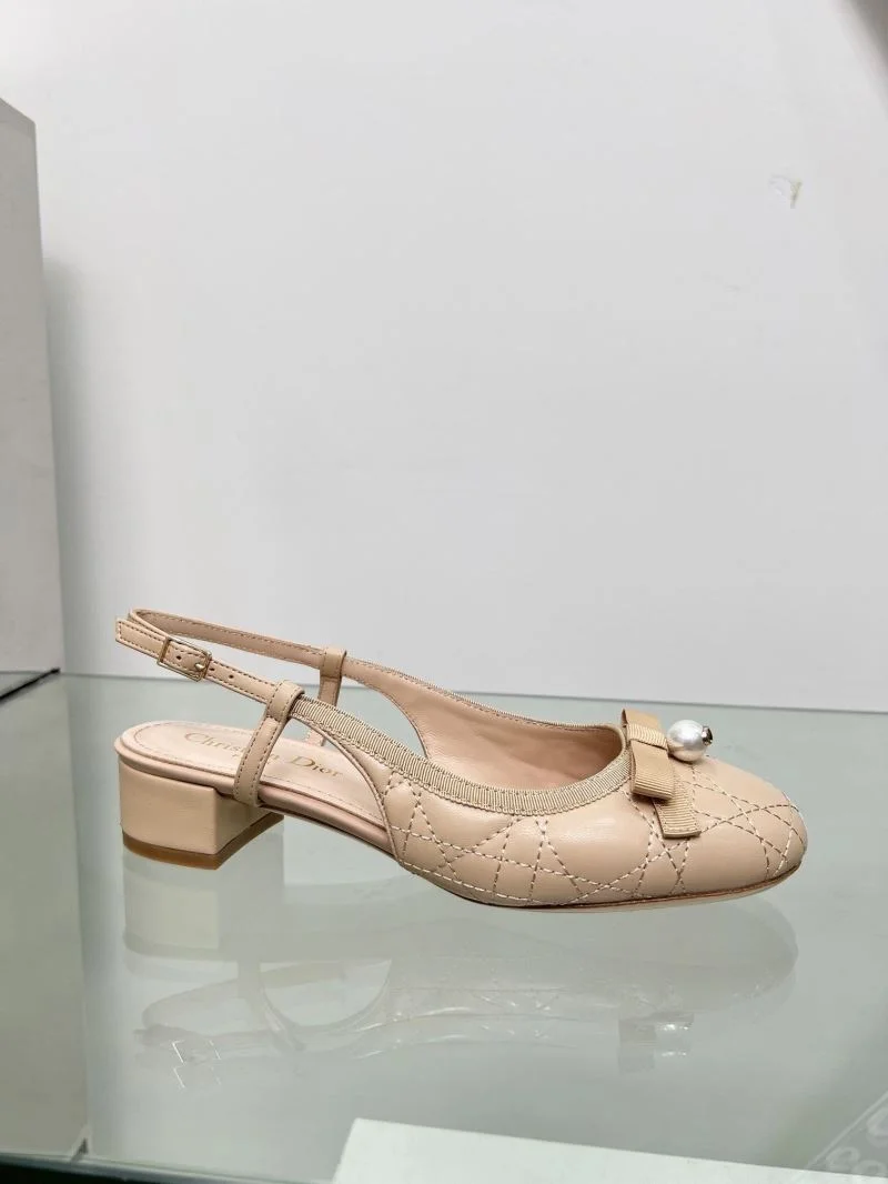 Trendy Christian Dior Sandals 22521