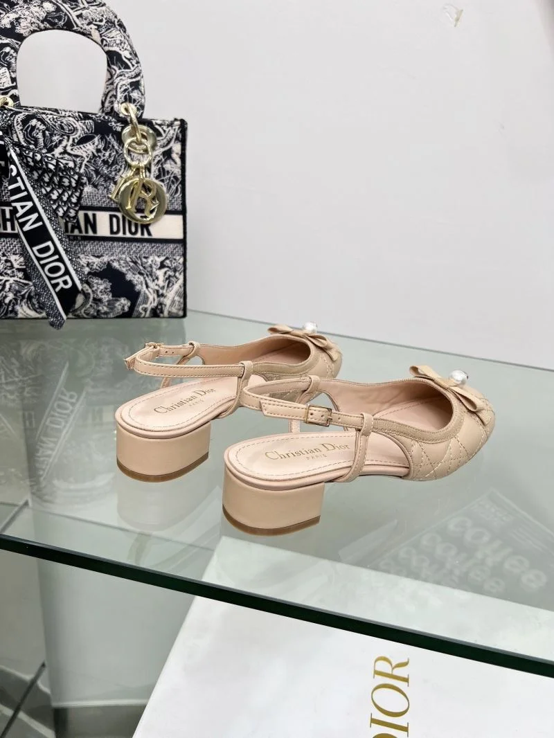 Trendy Christian Dior Sandals 22521