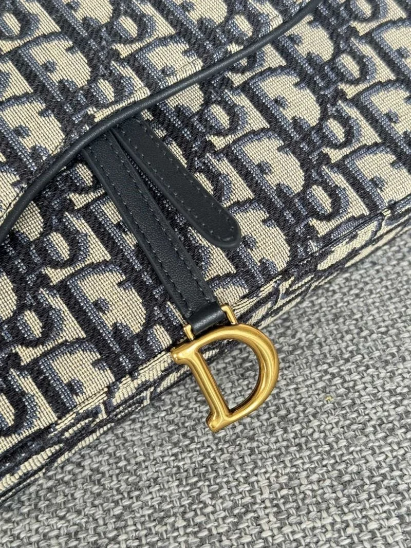 Comfortable Christian Dior Satchel Bags 47121