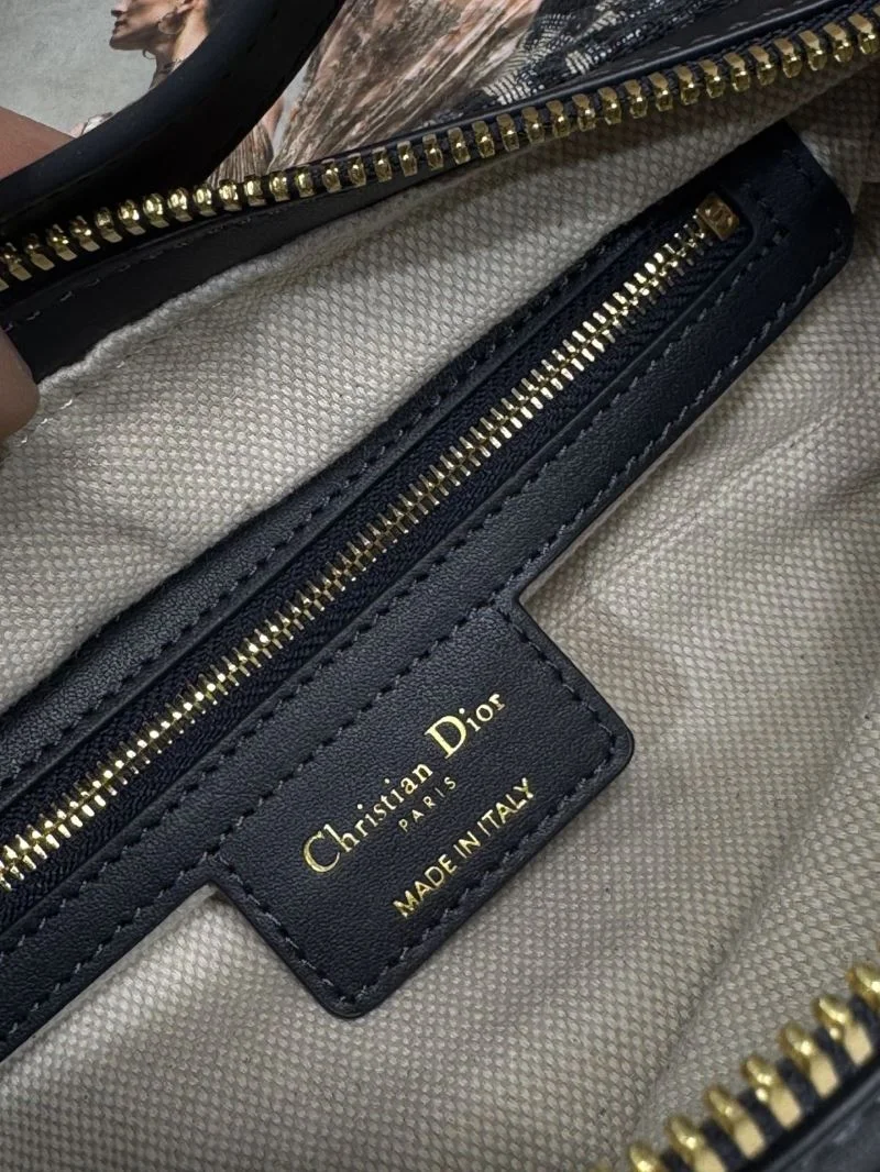 OdorResistant Christian Dior Satchel Bags 46311