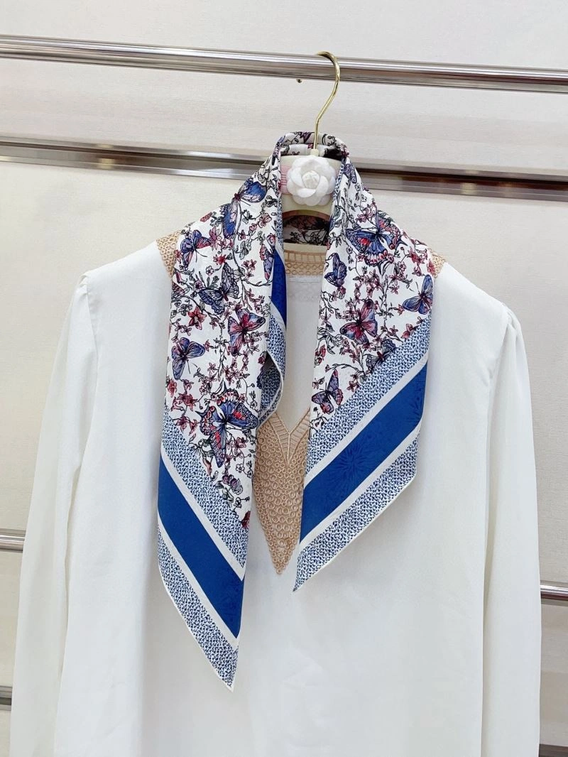 Vibrant Christian Dior Scarf 270768