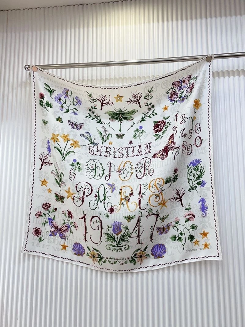Fashionable Christian Dior Scarf 270759