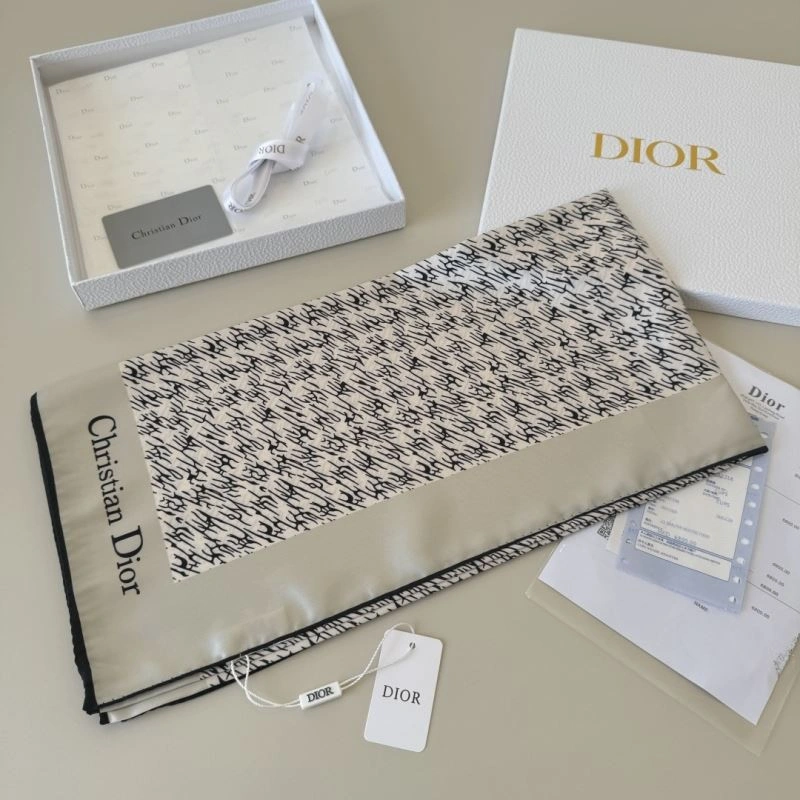 Lightweight Christian Dior Scarf 270751