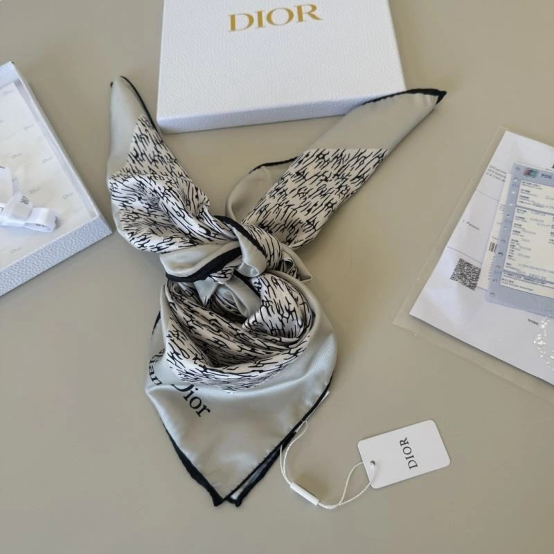 Lightweight Christian Dior Scarf 270751