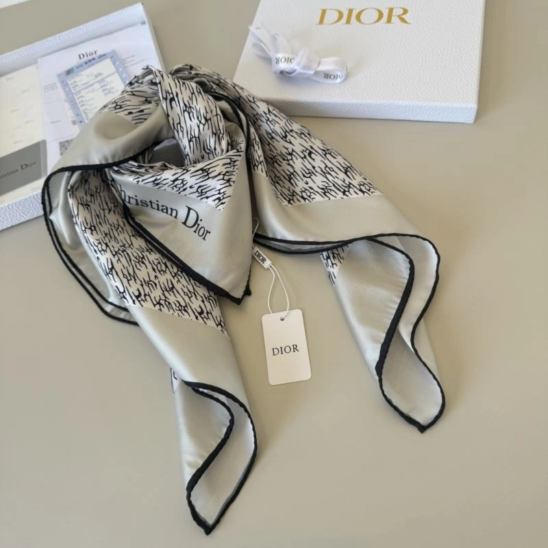Lightweight Christian Dior Scarf 270751