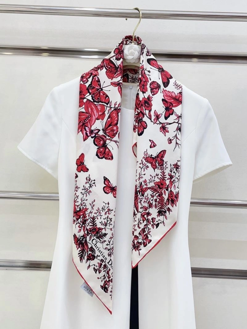 EyeCatching Christian Dior Scarf 270741