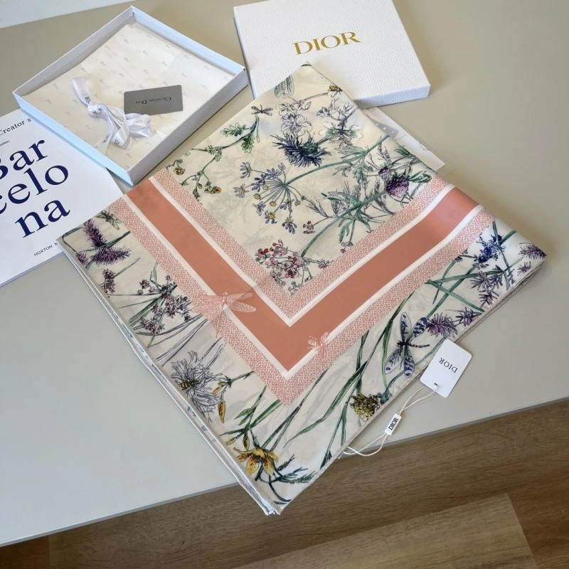 Versatile Christian Dior Scarf 270732