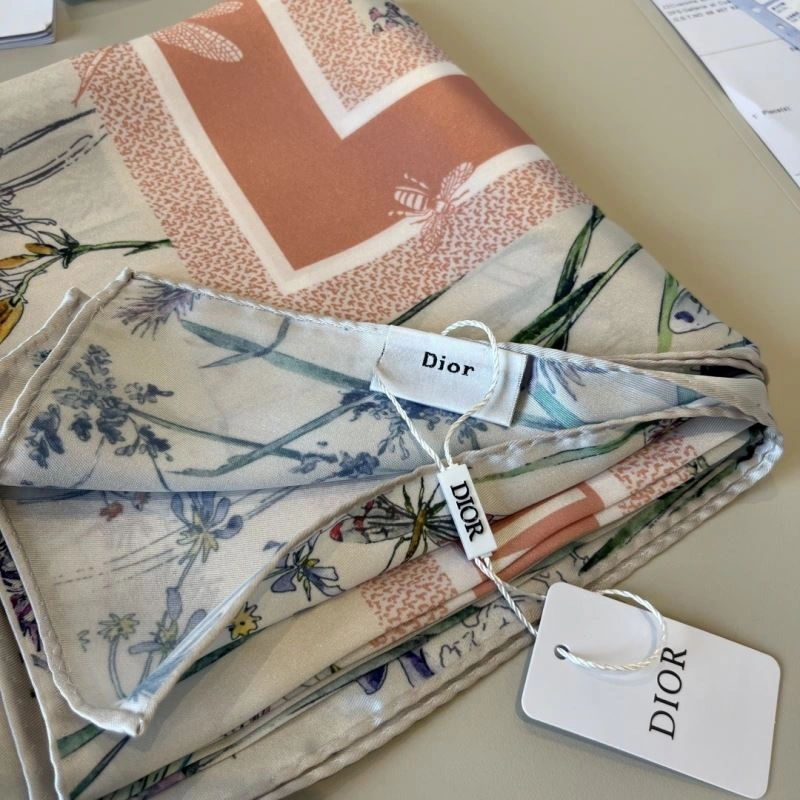 Versatile Christian Dior Scarf 270732