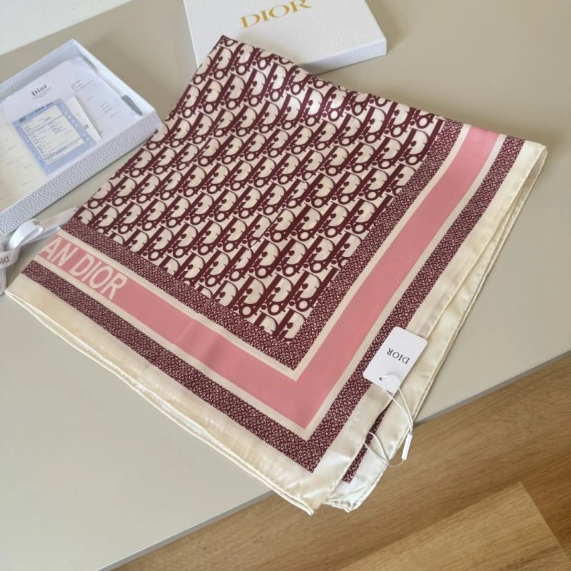 Vibrant Christian Dior Scarf 270726