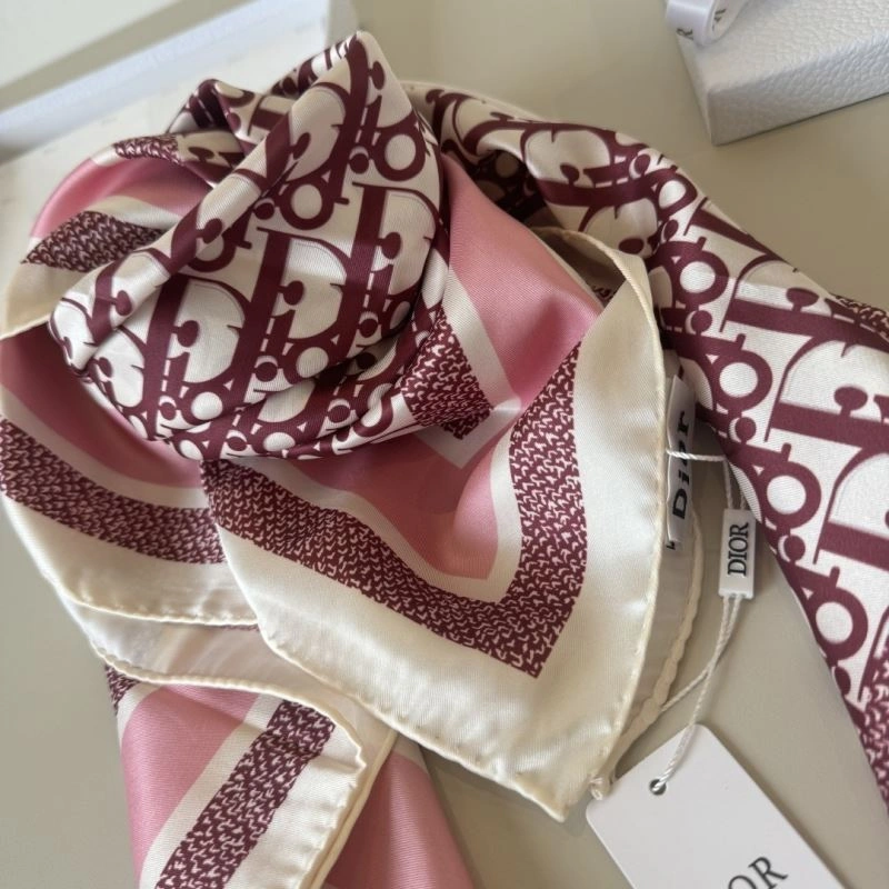 Vibrant Christian Dior Scarf 270726