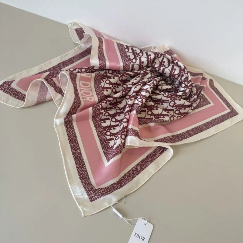 Vibrant Christian Dior Scarf 270726