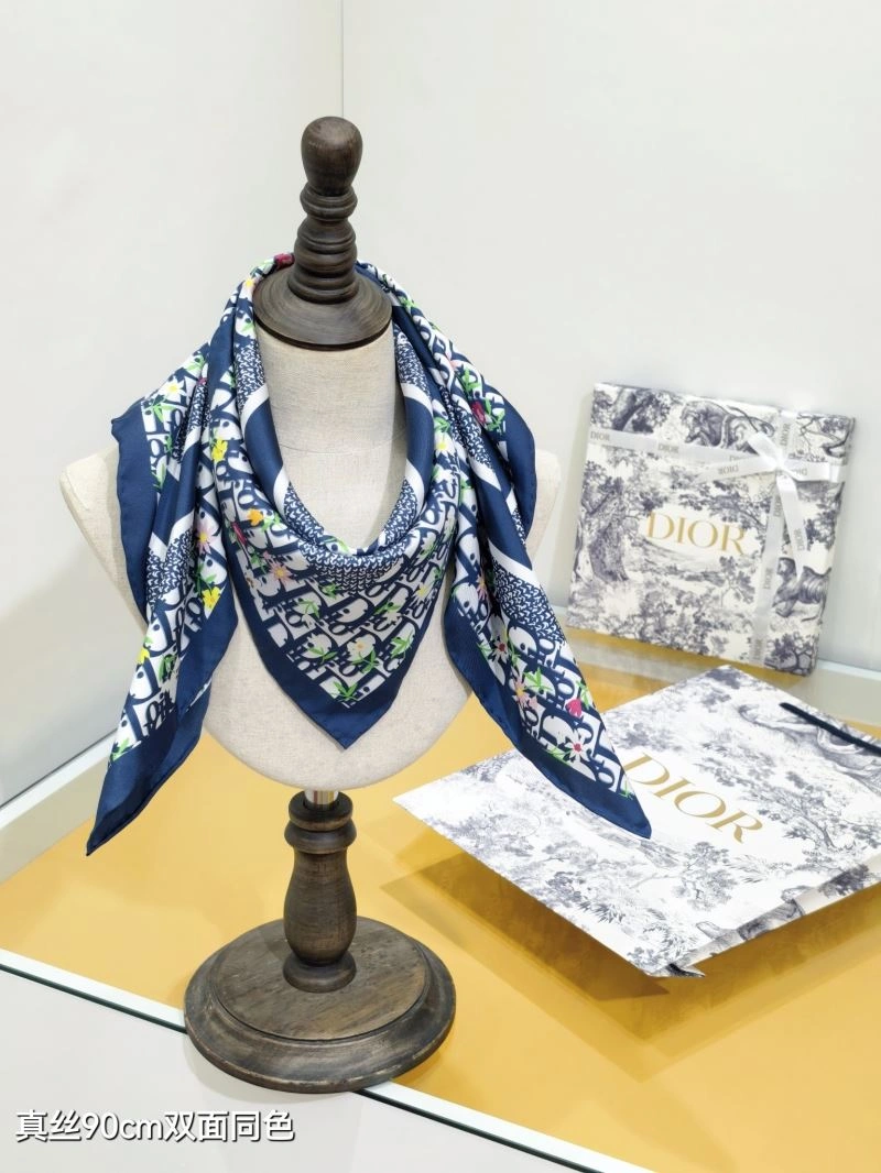 Christian Dior Scarf FashionForward 270695