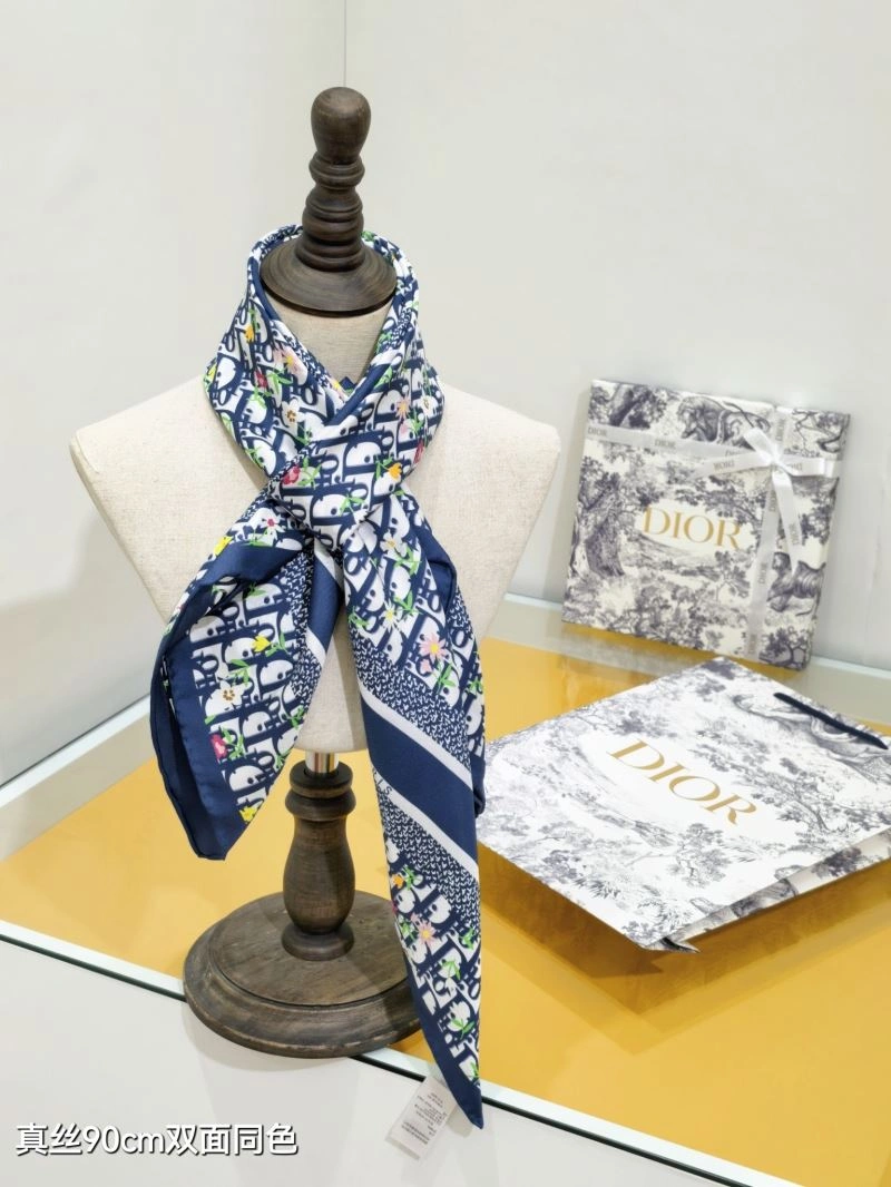 Christian Dior Scarf FashionForward 270695