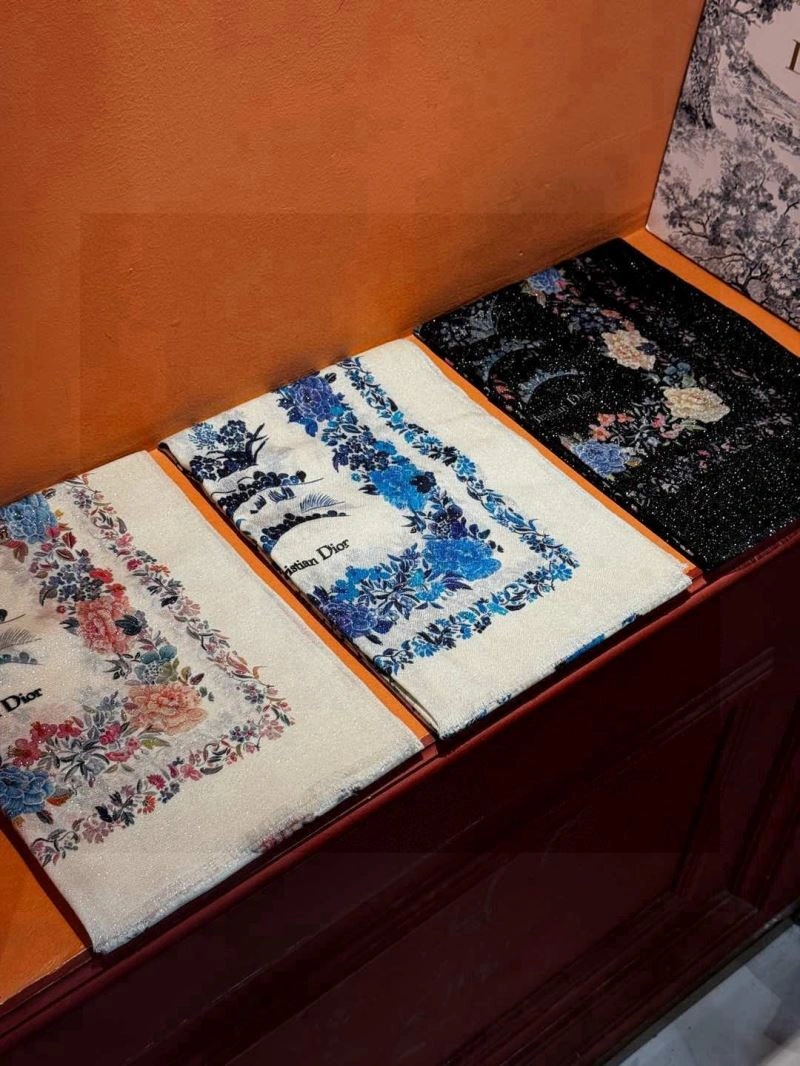 TimelessDesign Christian Dior Scarf 271151