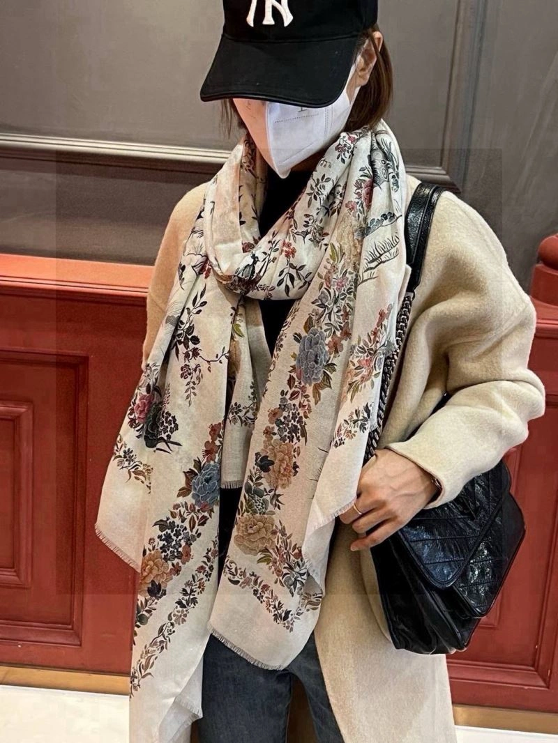 TimelessDesign Christian Dior Scarf 271151